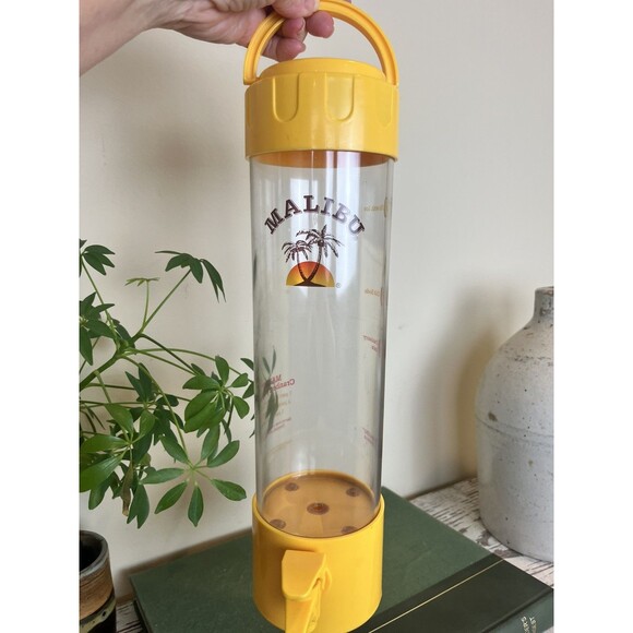 MALIBU RUM Cranberry Splash Mixed Drink Cocktail Recipe Dispenser 96 Ounces! - Picture 1 of 9